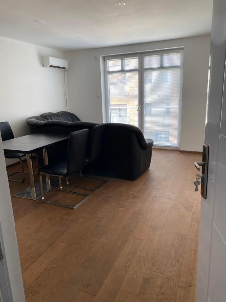 Sandra Apartmani Vrsac Eksteriør bilde