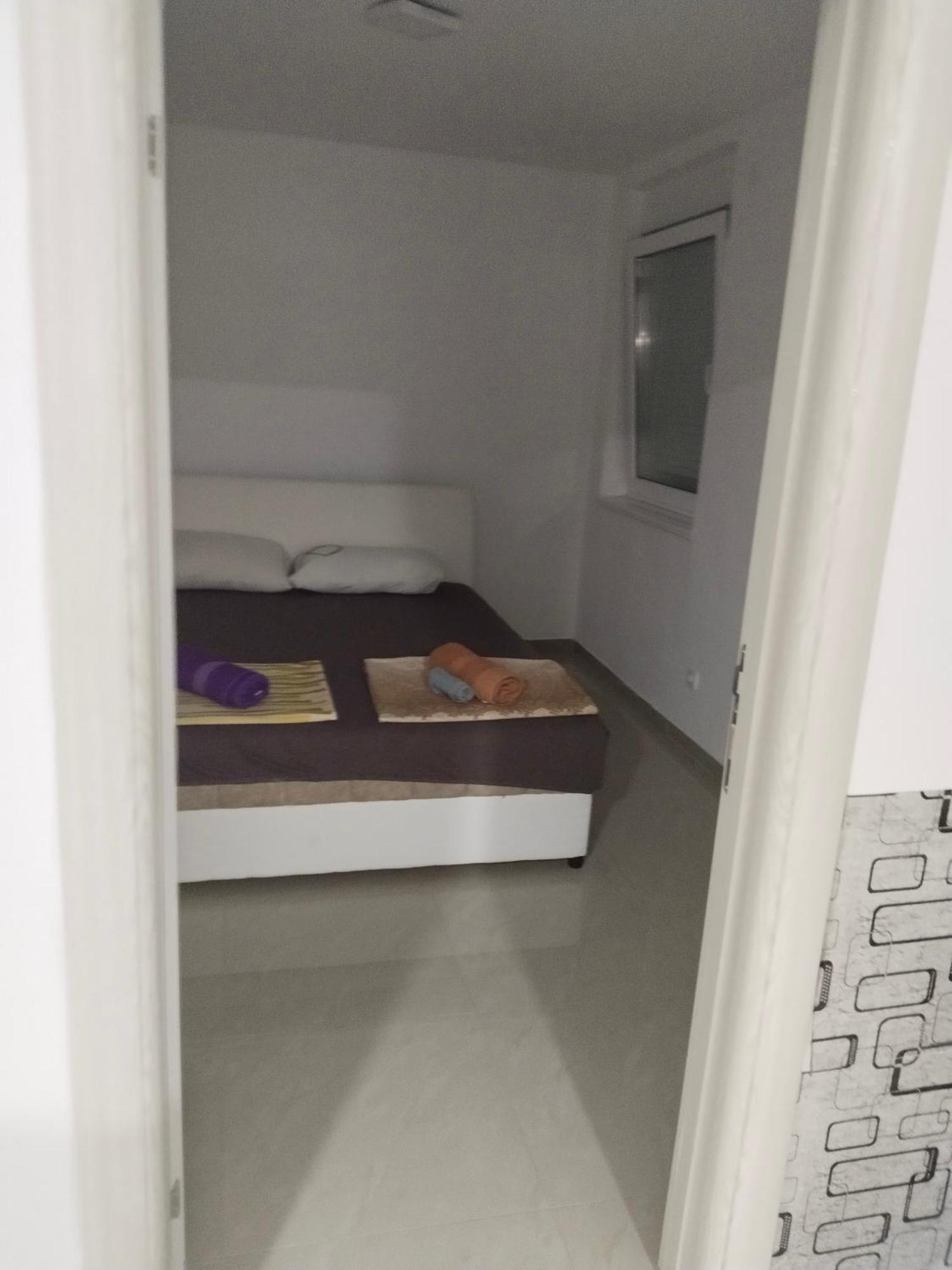 Sandra Apartmani Vrsac Eksteriør bilde